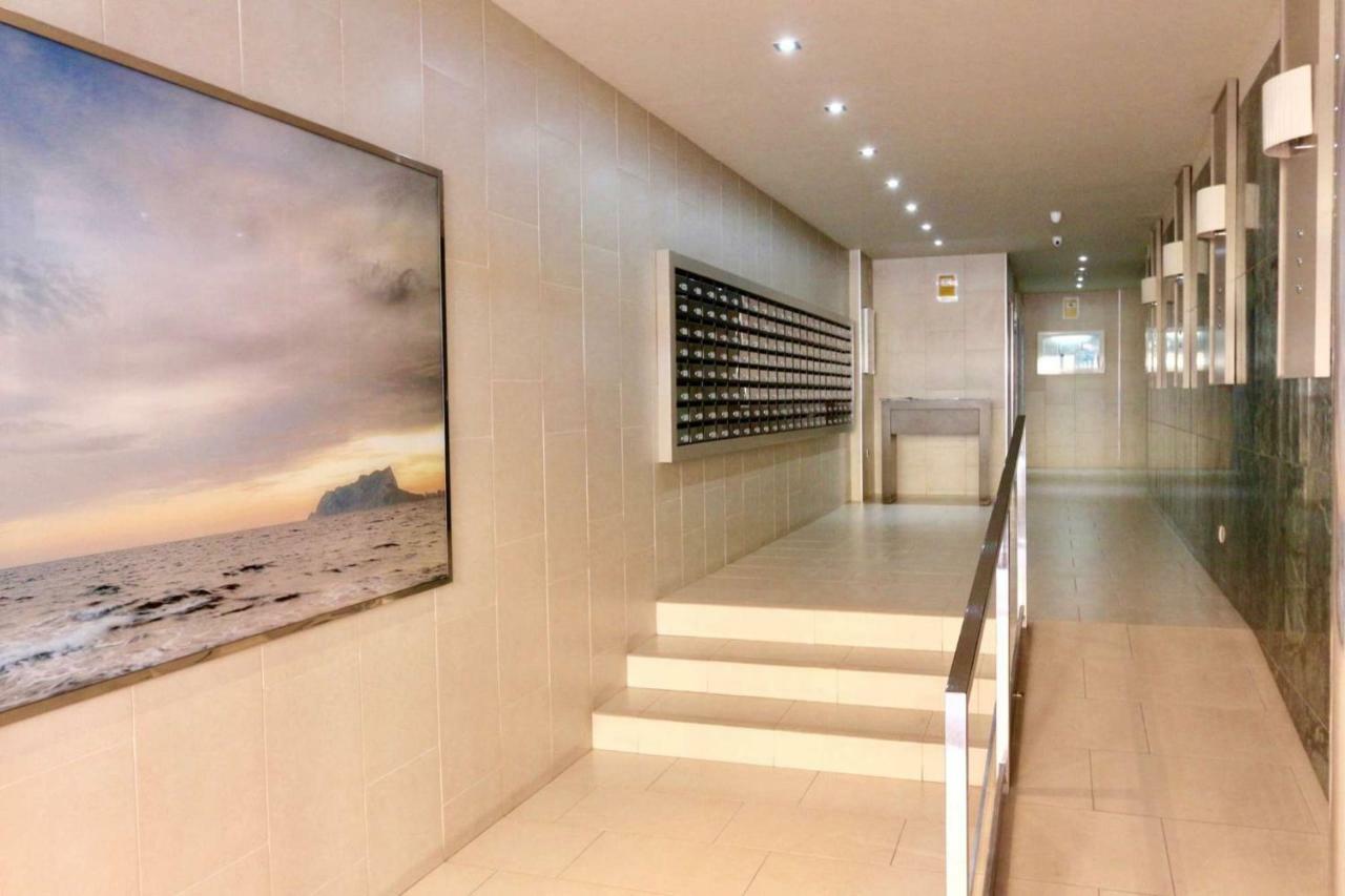 3- Bedroom Apartment In The Centre Of Calpe With Nice Living Room, 1 Bathroom. Екстериор снимка