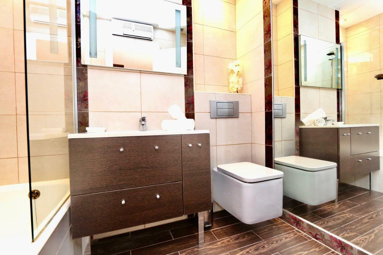 3- Bedroom Apartment In The Centre Of Calpe With Nice Living Room, 1 Bathroom. Екстериор снимка