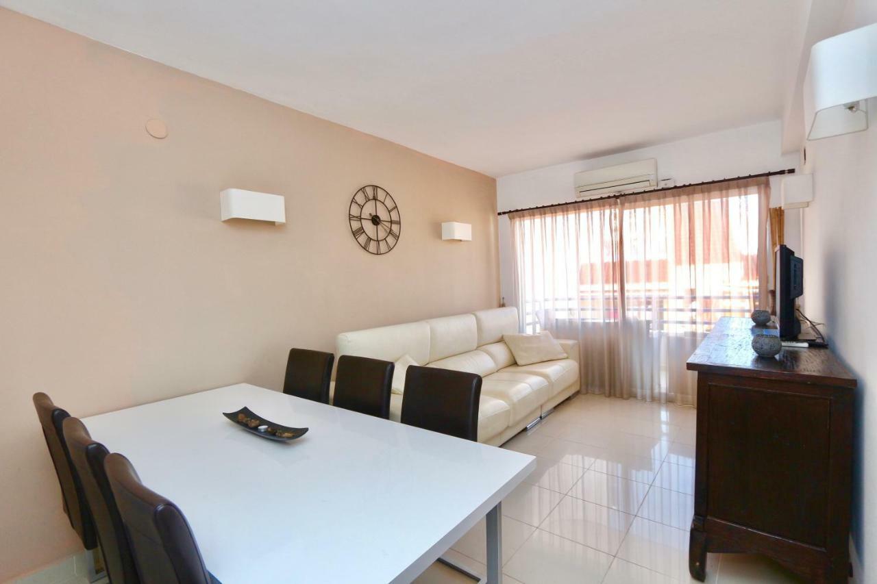 3- Bedroom Apartment In The Centre Of Calpe With Nice Living Room, 1 Bathroom. Екстериор снимка