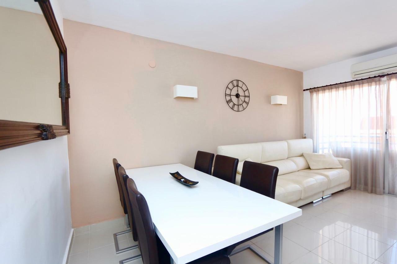 3- Bedroom Apartment In The Centre Of Calpe With Nice Living Room, 1 Bathroom. Екстериор снимка