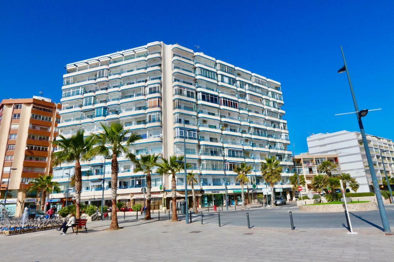 3- Bedroom Apartment In The Centre Of Calpe With Nice Living Room, 1 Bathroom. Екстериор снимка